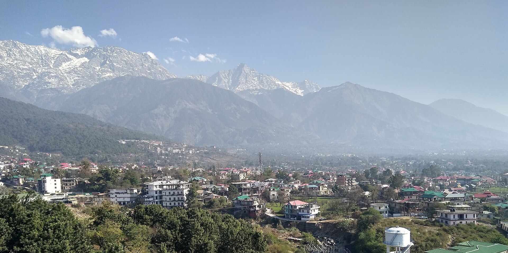 Dharamshala and McLeod Ganj in Himachal Pradesh – Tibetan culture and monasteries