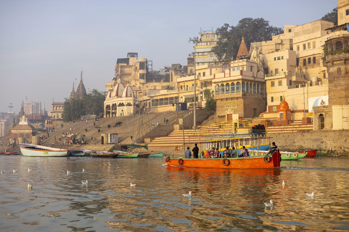 Varanasi and Sarnath in Uttar Pradesh – ancient culture and Buddhist heritage